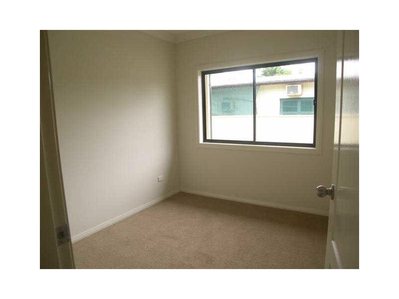 1/11 Dwyer Ave, Woy Woy NSW 2256