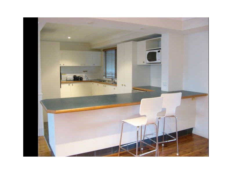 4 Veron Rd, Umina Beach NSW 2257