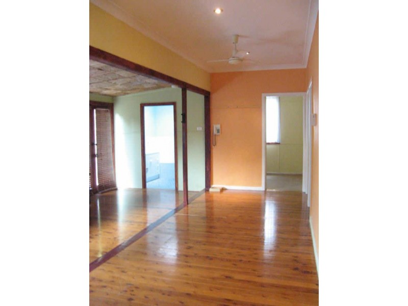 26 Collareen St, Ettalong Beach NSW 2257