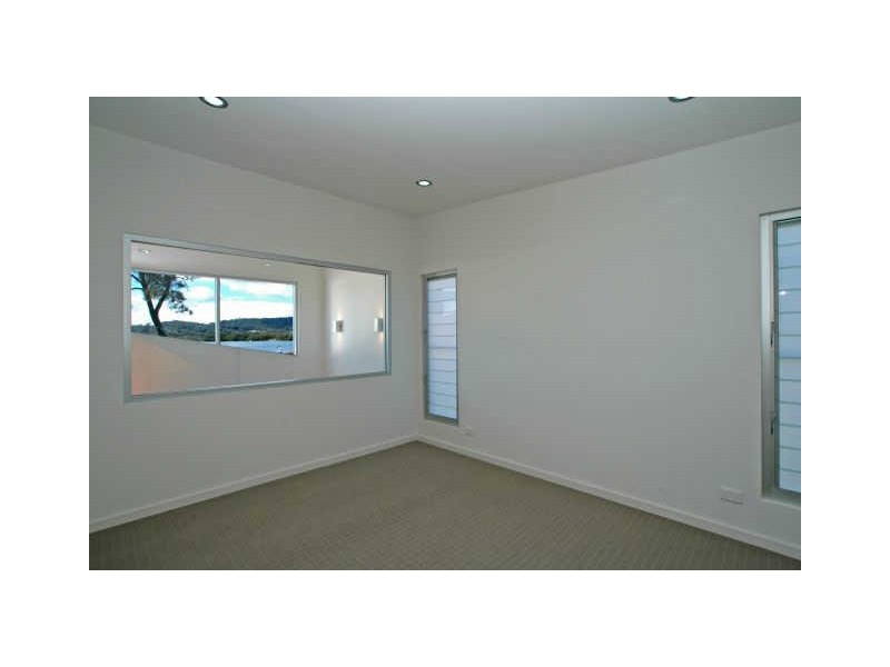 162 North Burge Rd, Woy Woy NSW 2256