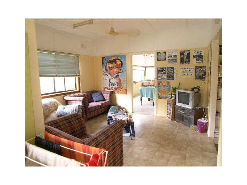 63 Bangalow St, Ettalong Beach NSW 2257