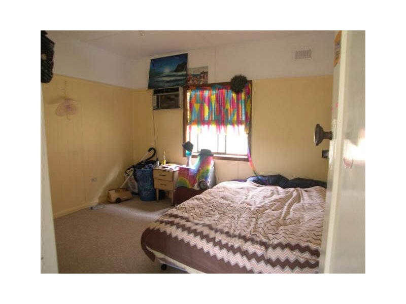 63 Bangalow St, Ettalong Beach NSW 2257