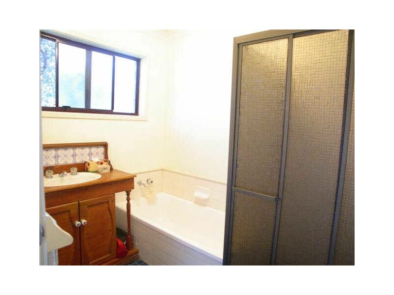 40 Neera Rd, Umina Beach NSW 2257