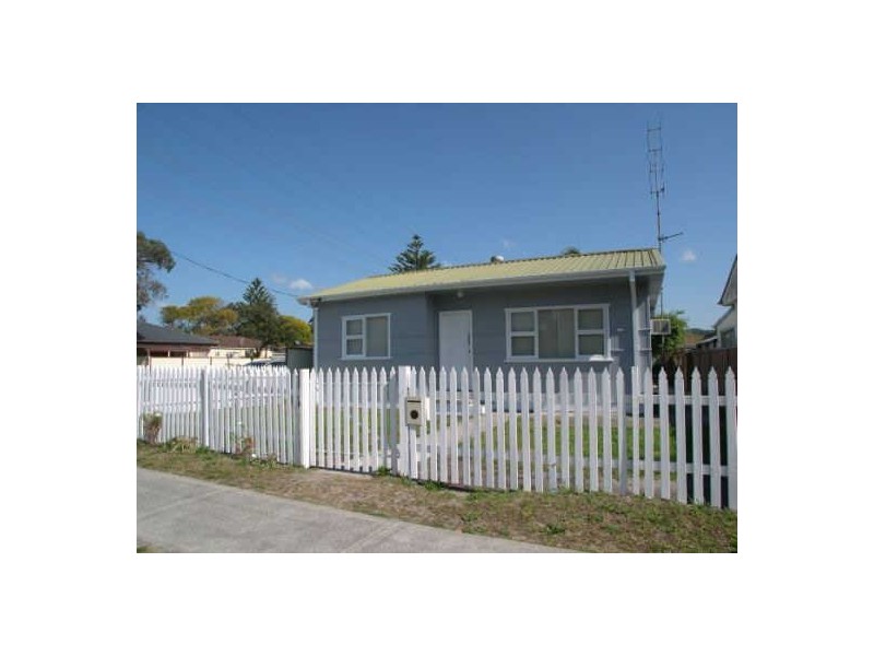 217 Ocean Beach Rd, Woy Woy NSW 2256