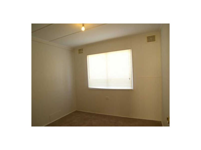 217 Ocean Beach Rd, Woy Woy NSW 2256