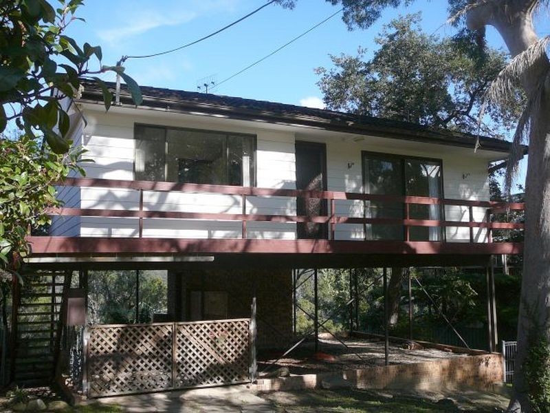 25 Castle Circuit, Umina Beach NSW 2257