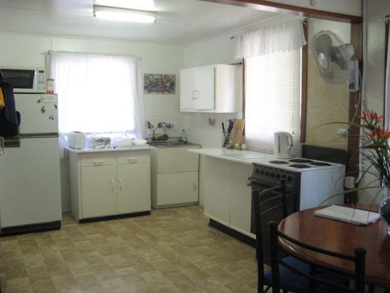 2A Oxford Street, Umina Beach NSW 2257