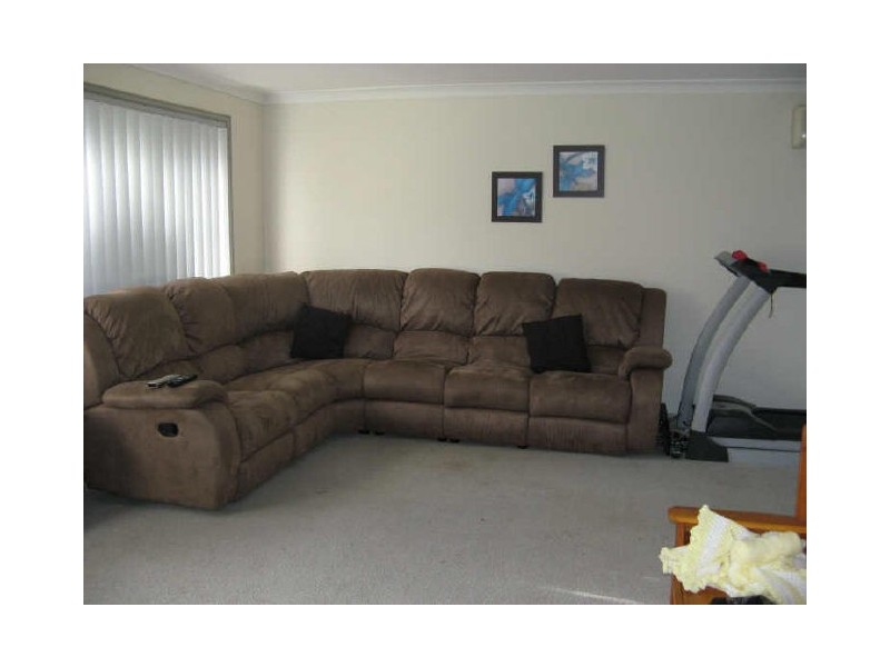 3 Lace St, Umina Beach NSW 2257