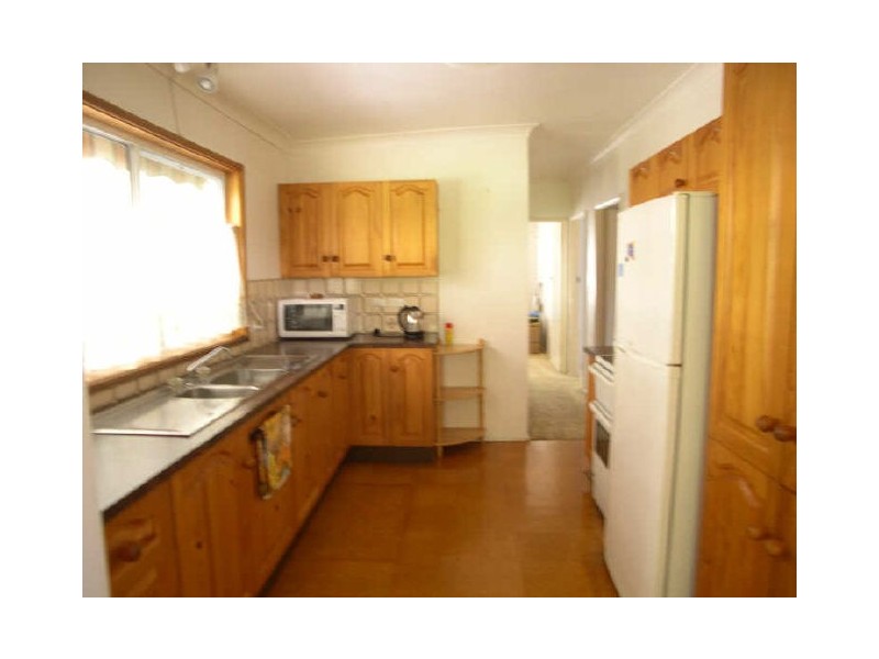 13 Koonora Av, Blackwall NSW 2256