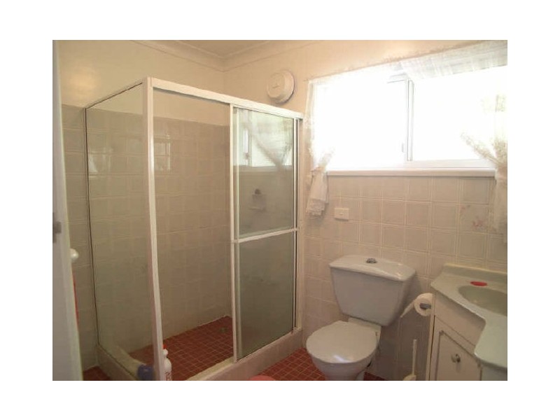 13 Koonora Av, Blackwall NSW 2256