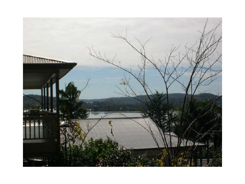 13 Koonora Av, Blackwall NSW 2256