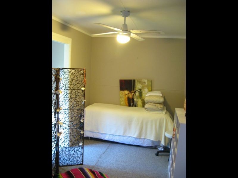 Cabin 147 Memorial Ave, Ettalong Beach NSW 2257