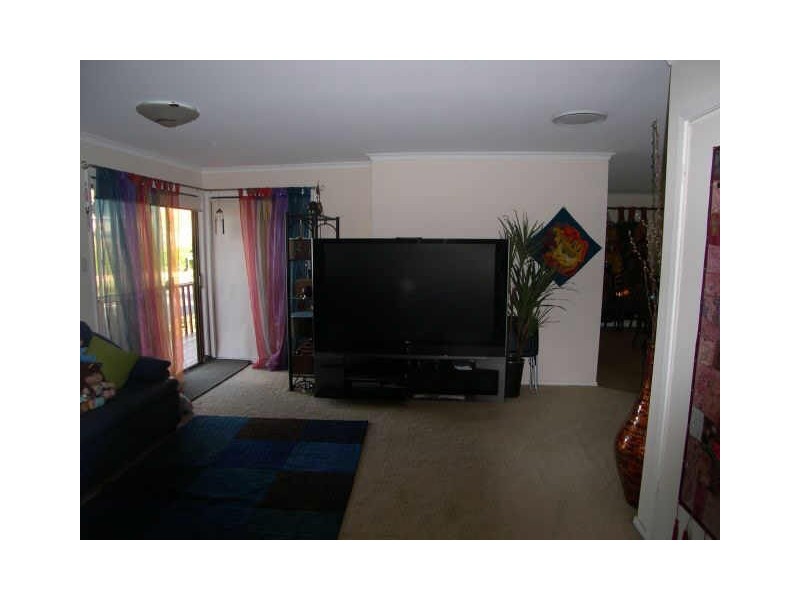 181 Barrenjoey Rd, Ettalong Beach NSW 2257