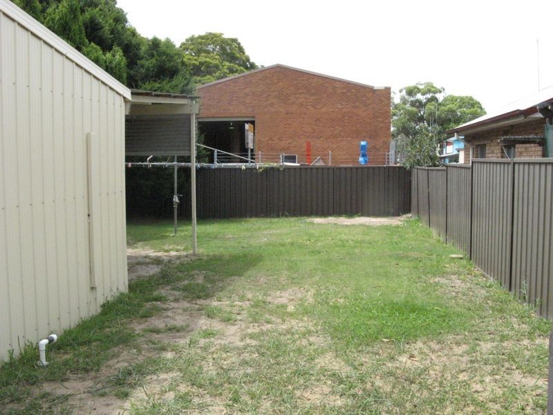 15 Waterloo Ave, Woy Woy NSW 2256