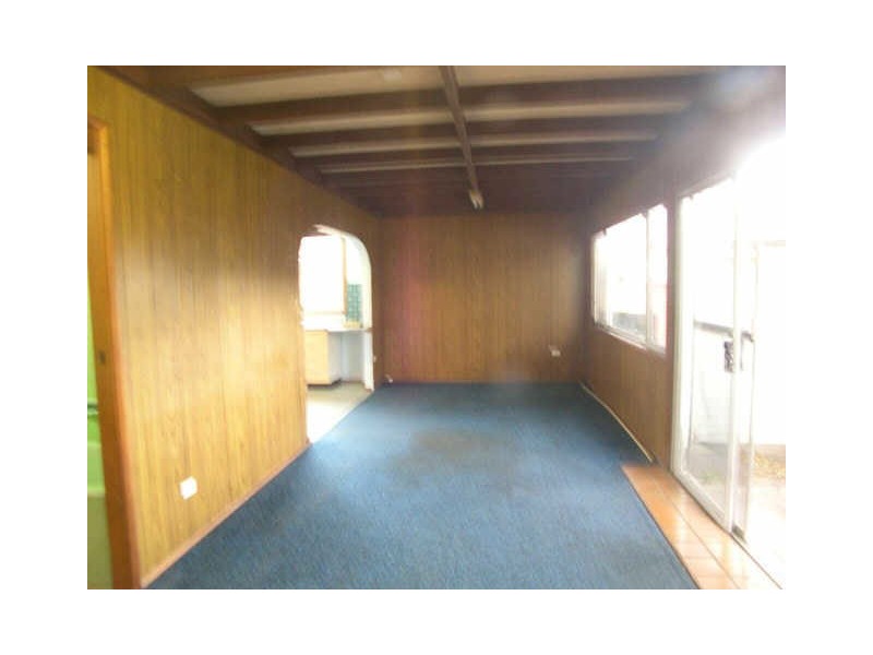 217 Burge Rd, Woy Woy NSW 2256