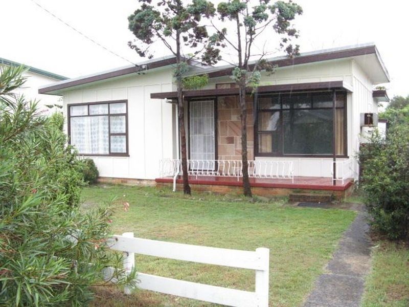 13 Oxford Street, Umina Beach NSW 2257