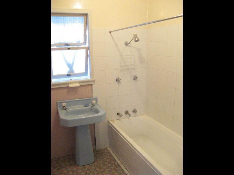 13 Oxford Street, Umina Beach NSW 2257