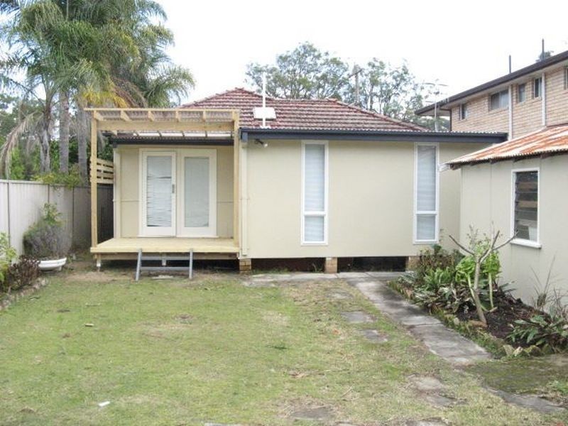 8 Mt Ettalong Rd, Umina Beach NSW 2257