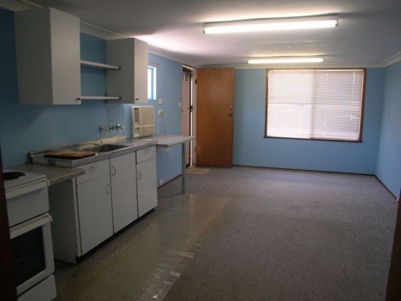 Cabin 11 Murray Street, Booker Bay NSW 2257