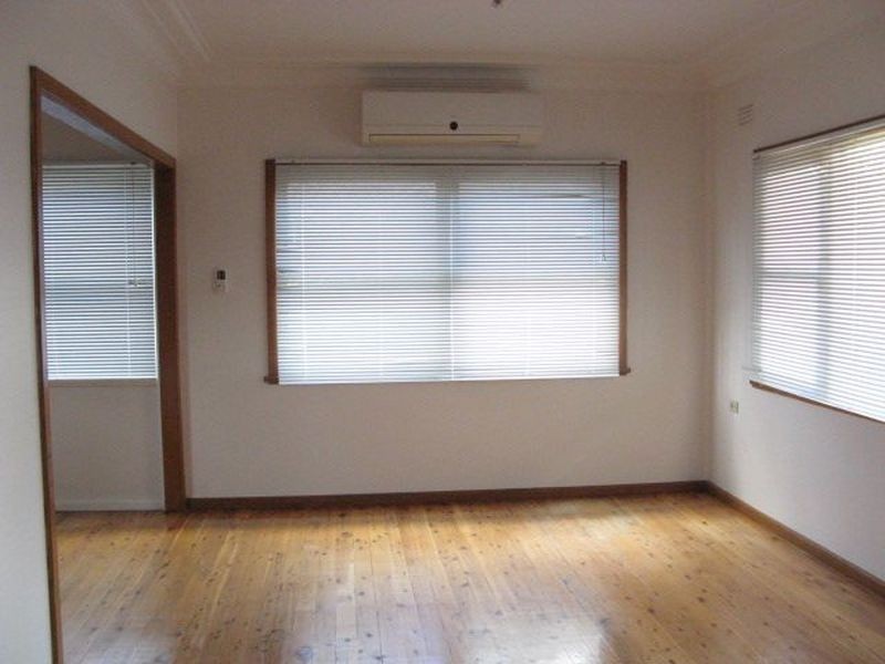 8 Mt Ettalong Rd, Umina Beach NSW 2257