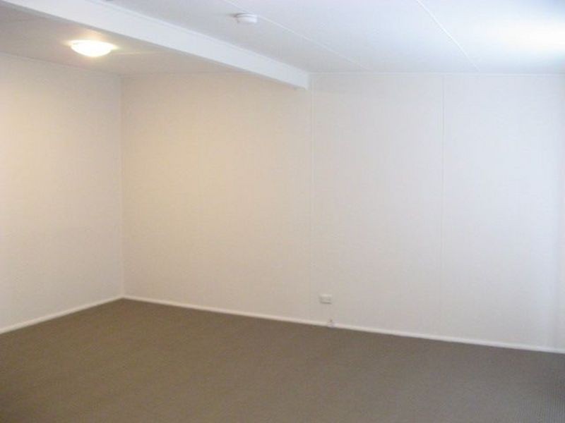 8 Mt Ettalong Rd, Umina Beach NSW 2257