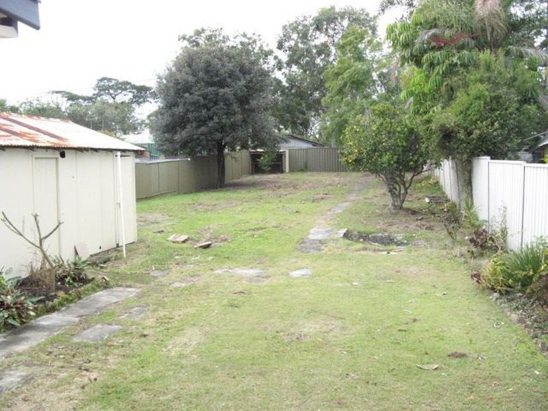 8 Mt Ettalong Rd, Umina Beach NSW 2257