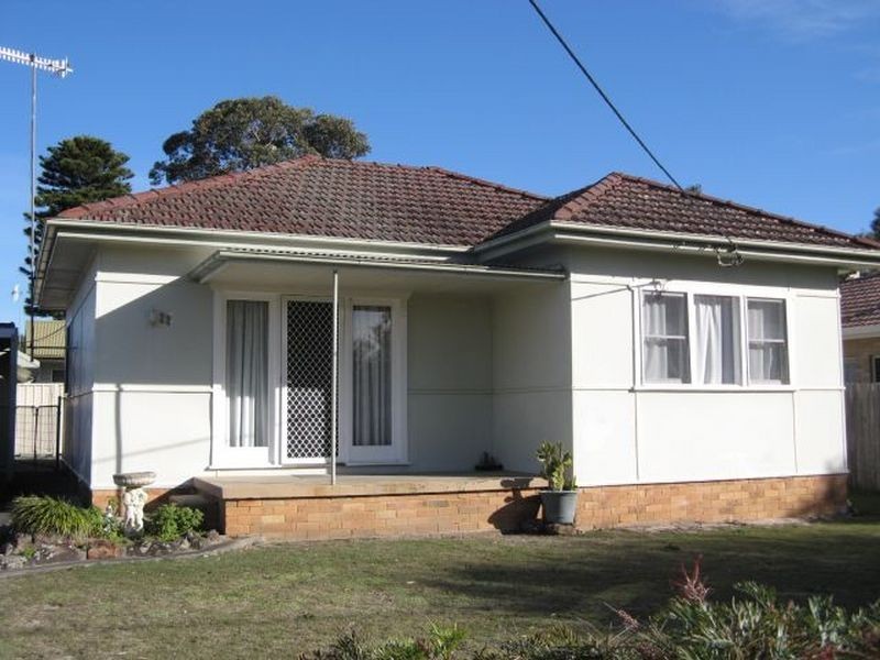 22 Nowack Ave, Umina Beach NSW 2257