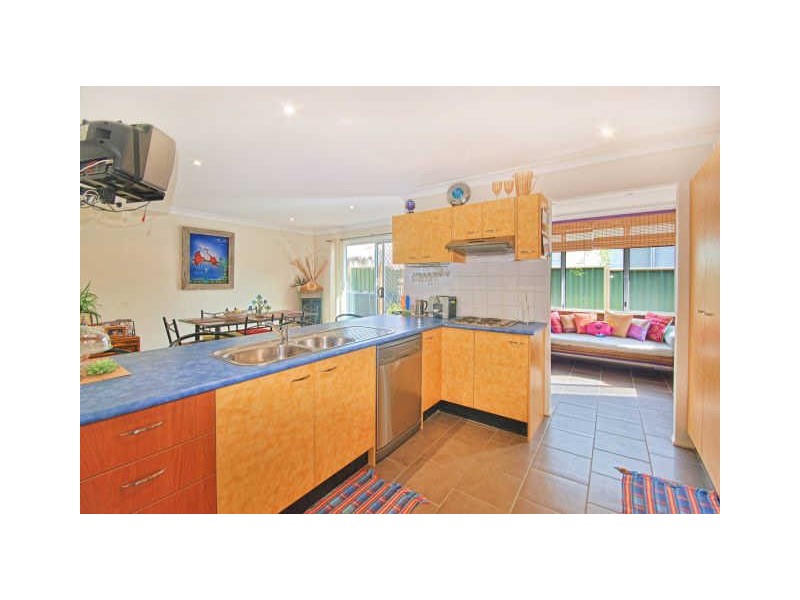 18 Nelson St, Umina Beach NSW 2257