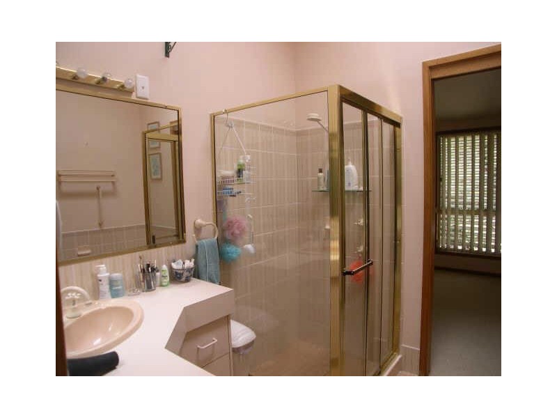 120 Greenhaven Dr, Umina Beach NSW 2257