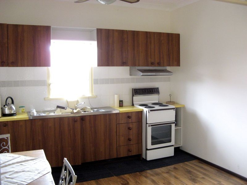 50 Barrenjoey Rd, Ettalong Beach NSW 2257