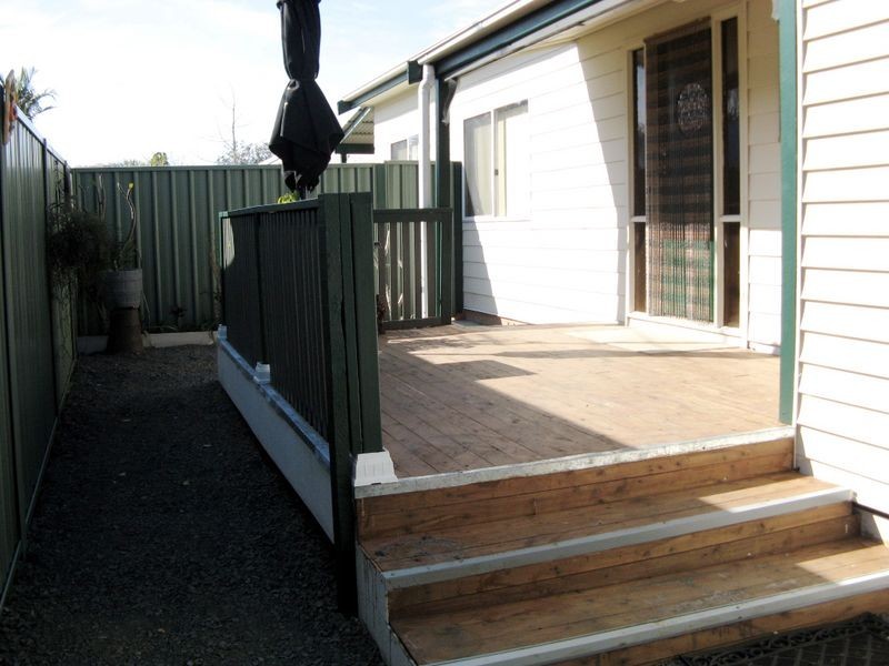 50 Barrenjoey Rd, Ettalong Beach NSW 2257