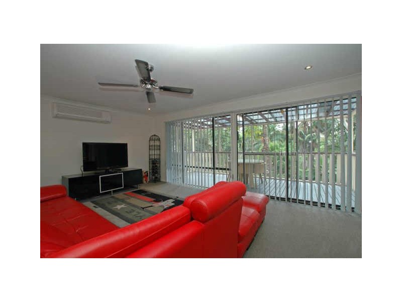 5 Nerium Pl, Umina Beach NSW 2257