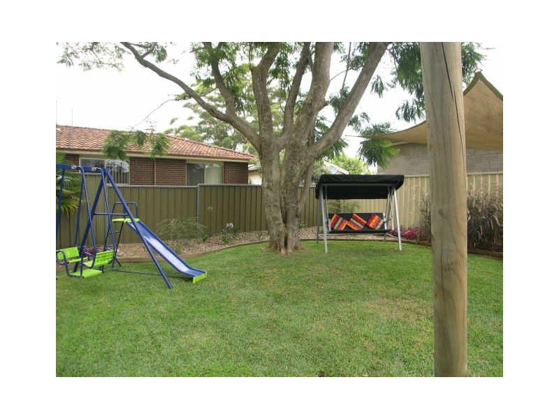 6 Gwendolen Ave, Umina Beach NSW 2257