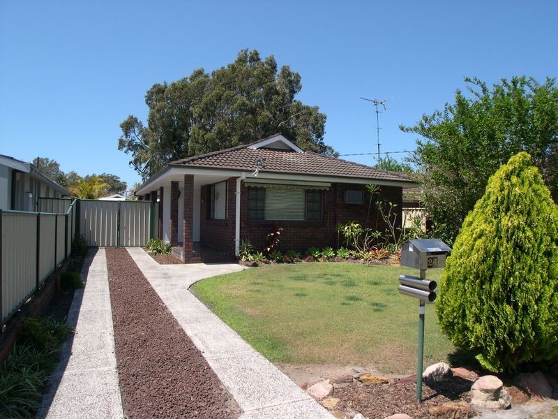 24 Honeysuckle Street, Umina Beach NSW 2257