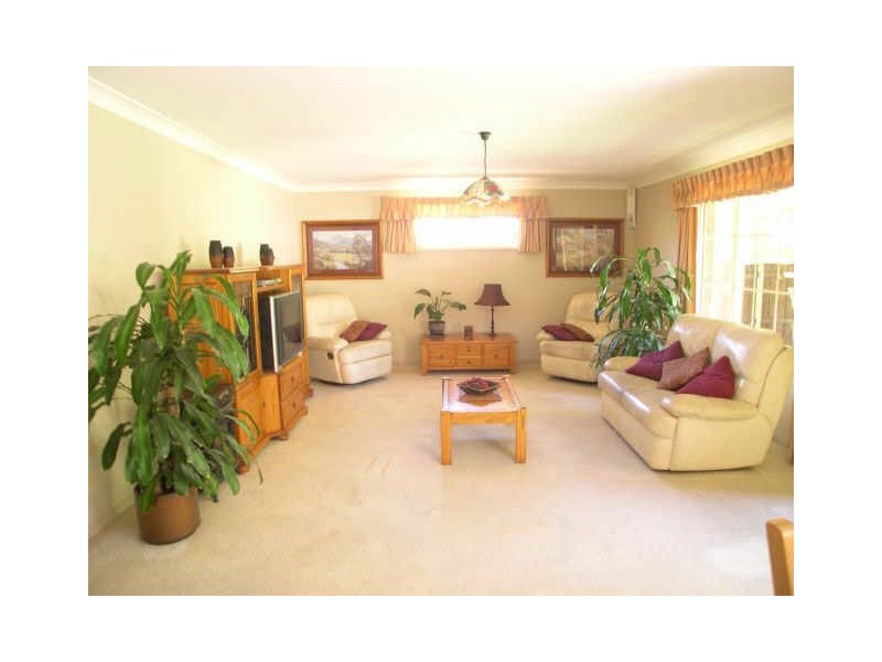 62 Sydney Ave, Umina Beach NSW 2257