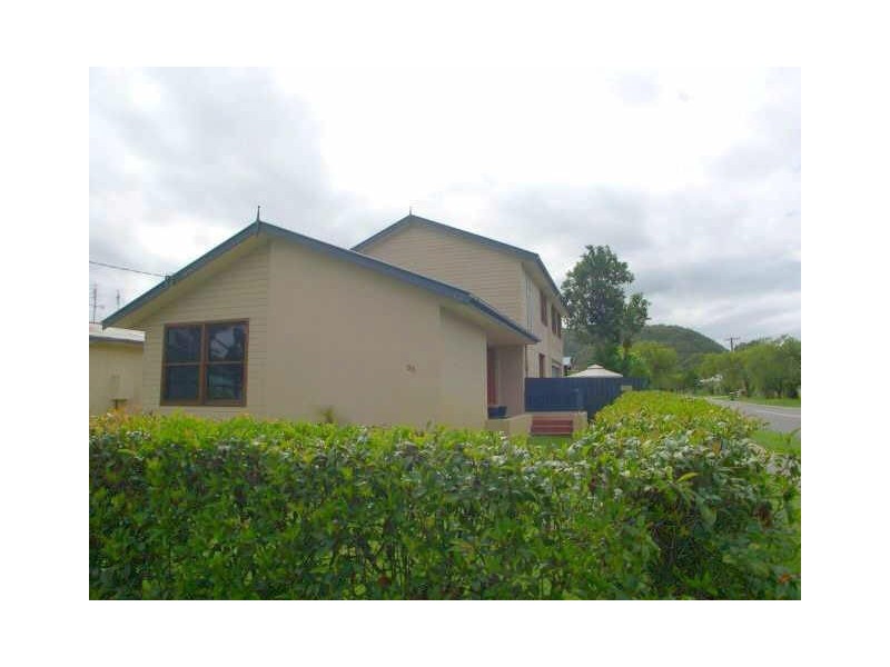 96 Trafalgar Ave, Woy Woy NSW 2256