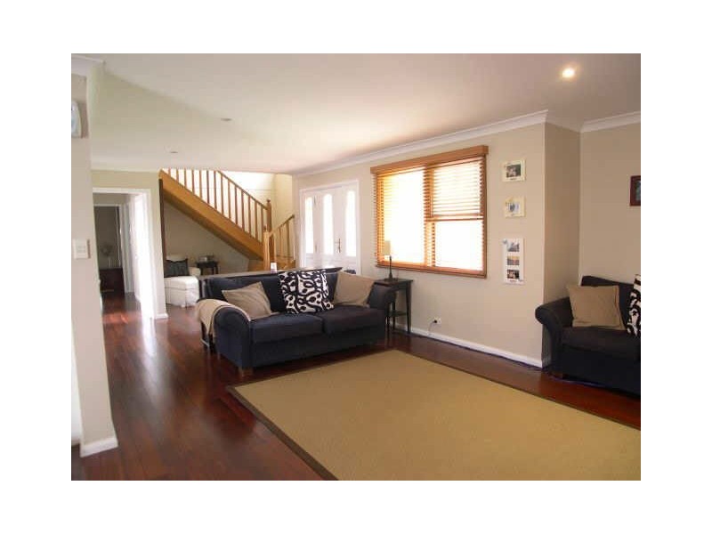 96 Trafalgar Ave, Woy Woy NSW 2256