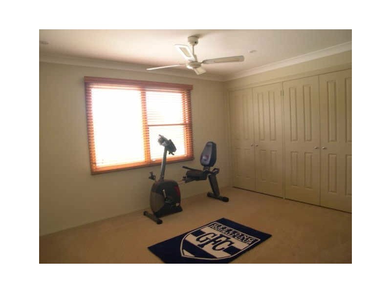 96 Trafalgar Ave, Woy Woy NSW 2256