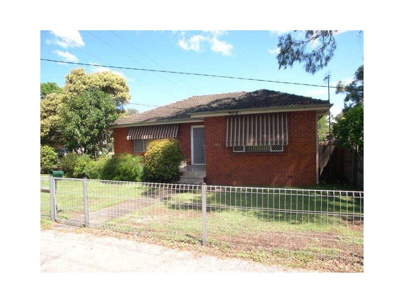 102 Veron Rd, Umina Beach NSW 2257