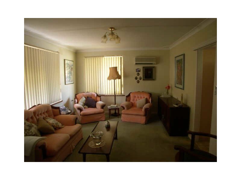 102 Veron Rd, Umina Beach NSW 2257