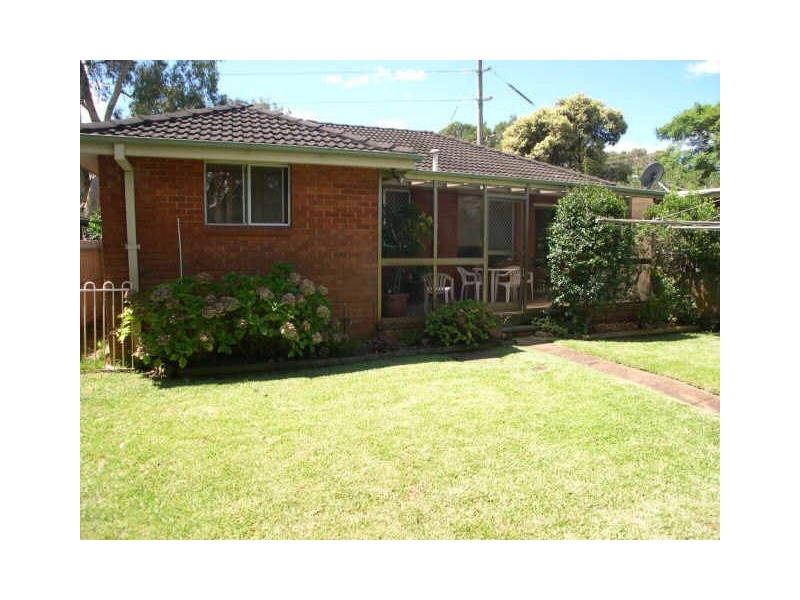 102 Veron Rd, Umina Beach NSW 2257