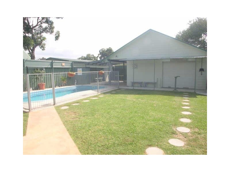 85 Albion St, Umina Beach NSW 2257