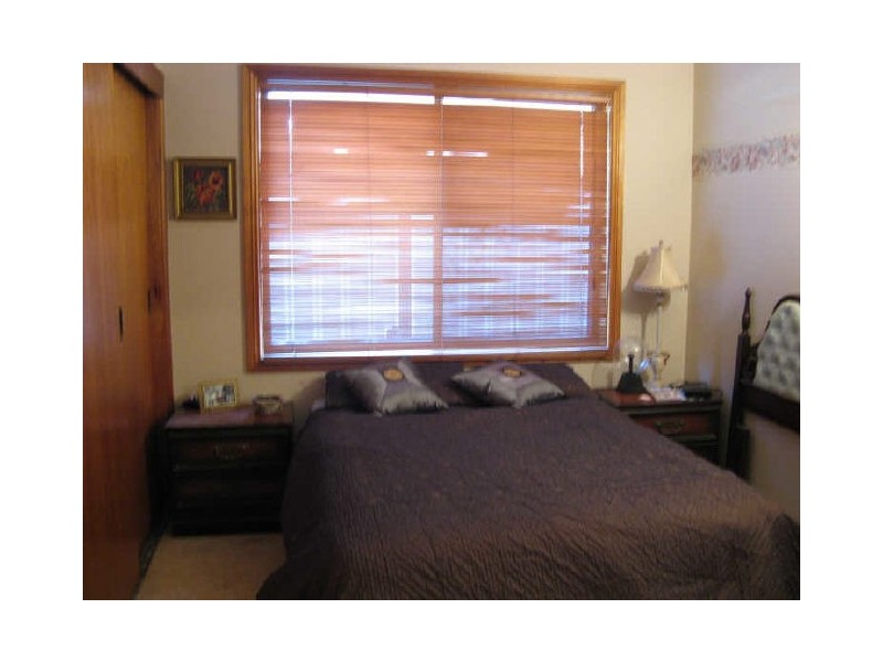 6 Fleet St, Umina Beach NSW 2257