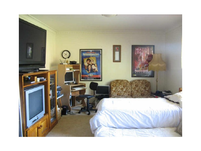 6 Fleet St, Umina Beach NSW 2257