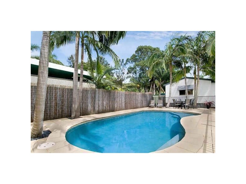 11 Echuca Rd, Empire Bay NSW 2257