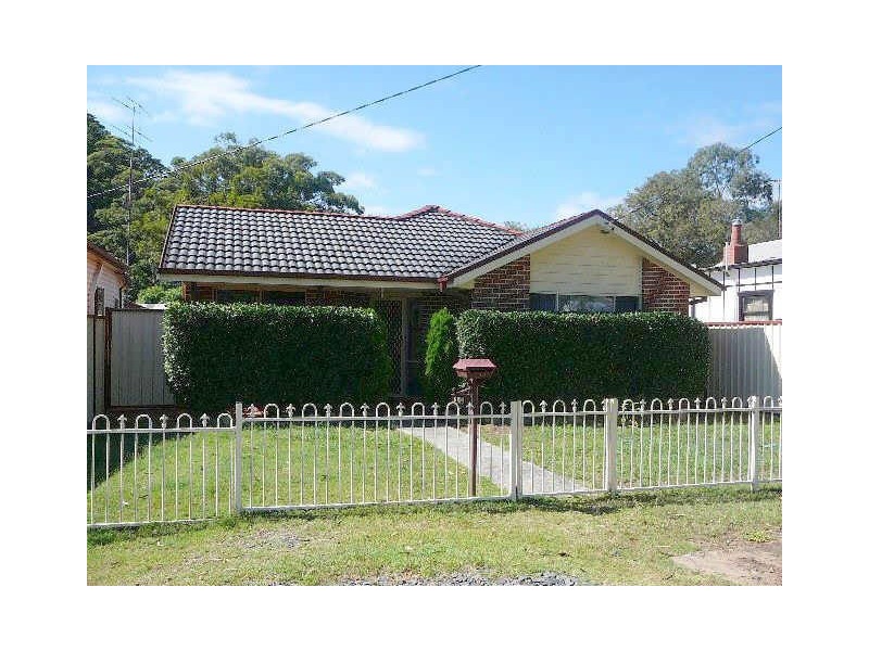 10 Banksia St, Ettalong Beach NSW 2257