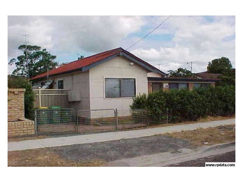 17 South Street, Umina Beach NSW 2257