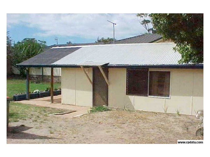 17 South Street, Umina Beach NSW 2257