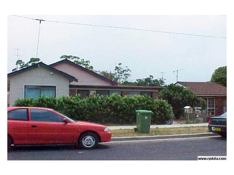 17 South Street, Umina Beach NSW 2257