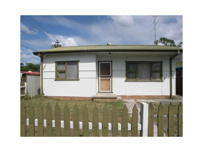 217 Ocean Beach Rd, Woy Woy NSW 2256